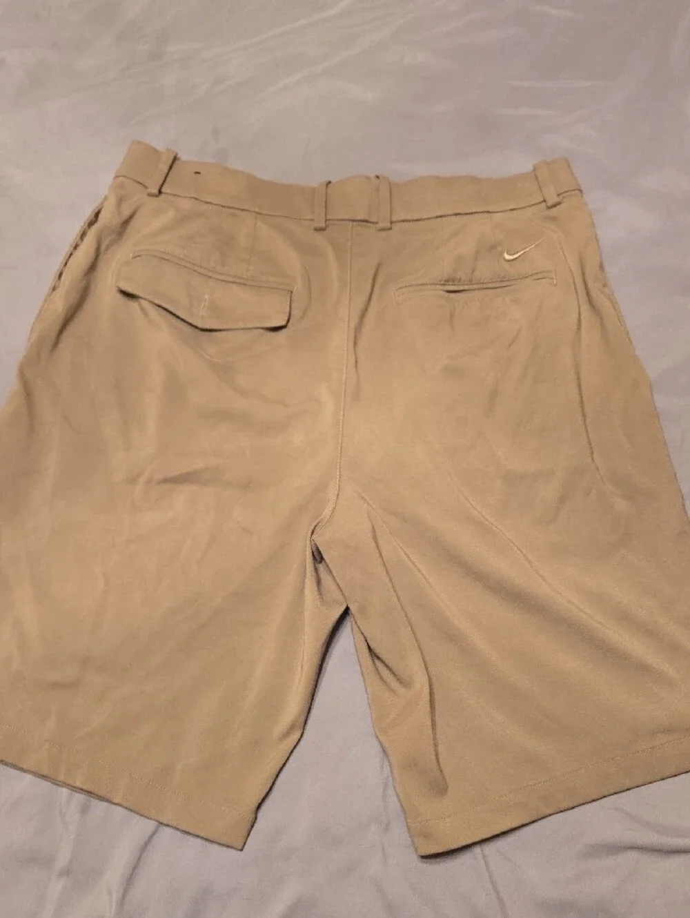 Nike Men’s Tan Flat-Front Shorts